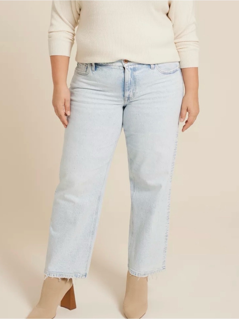 Maurices Edgely Rhinestone Relaxed Straight Jeans Light Wash High Rise Size 14